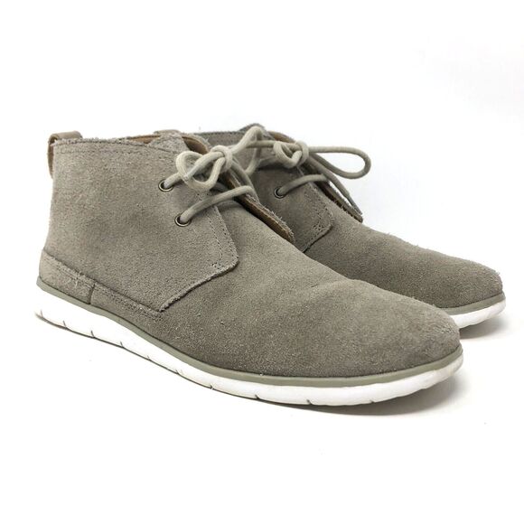 UGG Freamon Chukka Boots Men’s Size 9 Australia Suede Leather Gray/Beige Ankle - Picture 1 of 14